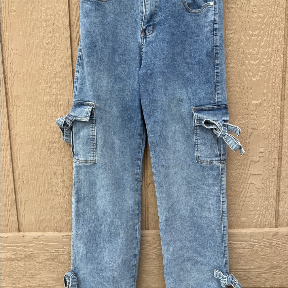 Light Wash Denim Cargo Jeans with Tie Details - Picture 2 of 8